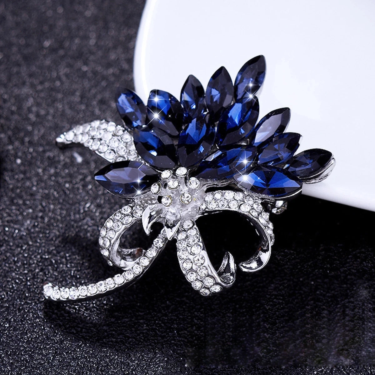 1PC Women's Fashion Trendy Charm Brooch Jewelry Chest Flower Accessories Suitable for Date, Party, Festival Gifts-2813